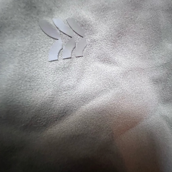 All In Motion- Taupe Women's High-Waisted Shorts. XS - Picture 4 of 4